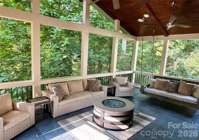 Photo 4 of Single family home for sale at 130 Haddington Pl, Mooresville, NC 28115 | MLS# 4398886 | Listing updated on 2026-09-24