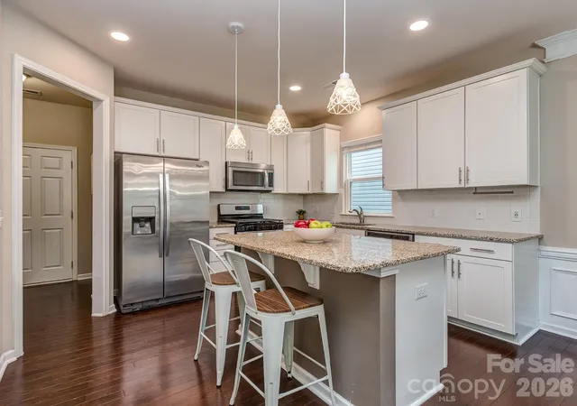 Photo 3 of Single family home for sale at 3831 Park S Sta Blvd, Charlotte, NC 28210 | MLS# 4398889 | Listing updated on 2026-09-30