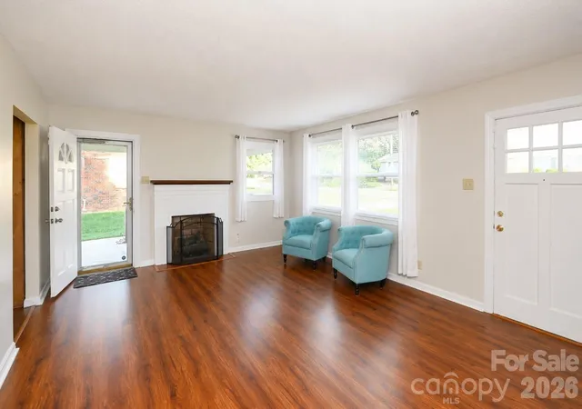 Photo 3 of Single family home for sale at 232 Hartness Rd, Statesville, NC 28677 | MLS# 4398892 | Listing updated on 2026-10-07