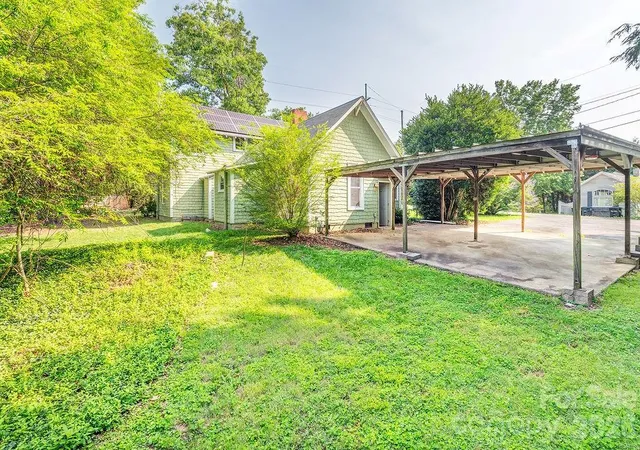 5th image of 648 Lakeshore Dr, Asheville, NC 28804 | MLS# 4398903