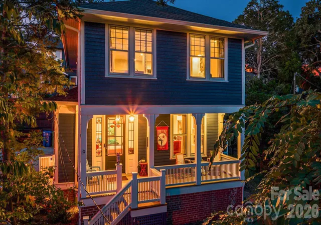 Photo 1 of Single family home for sale at 9 Houston St, Asheville, NC 28801 | MLS# 4398917 | Listing updated on 2026-09-08
