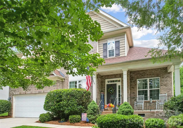 Photo 3 of Single family home for sale at 8108 Penman Springs Dr, Waxhaw, NC 28173 | MLS# 4398921 | Listing updated on 2026-09-02