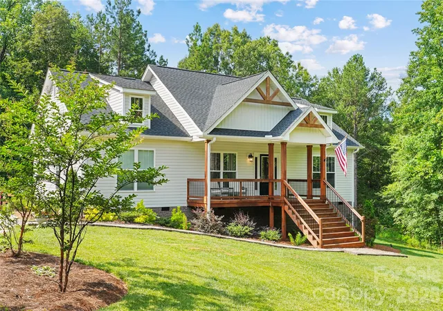 Homes for sale in York, SC | 1601 Charlotte Hwy, York, SC 29745 | MLS# 4398932