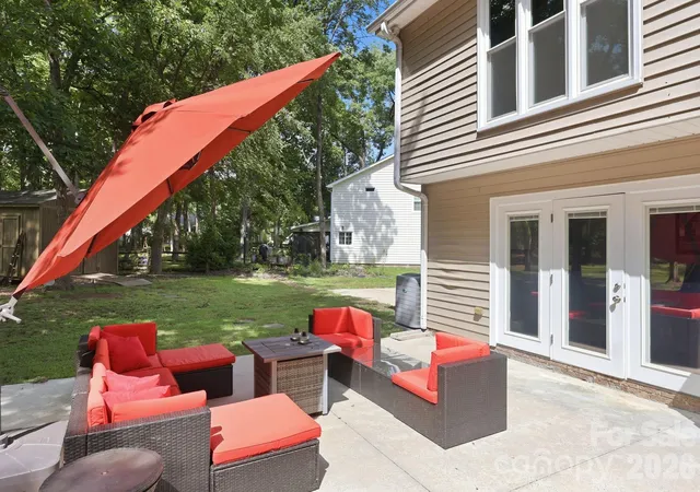 Photo 3 of Sale Pending at 3970 Tenneyson Ct NW, Concord, NC 28027 | MLS# 4398947 | Listing updated on 2026-09-01