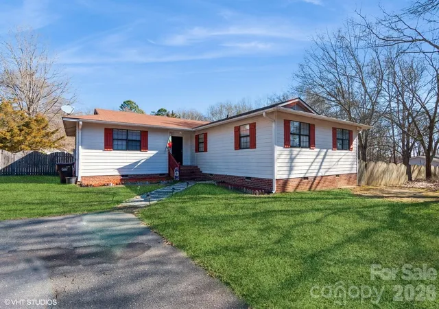 Photo 2 of Single family home for sale at 9938 Sandra Ln, Fort Mill, SC 29707 | MLS# 4398948 | Listing updated on 2026-06-30