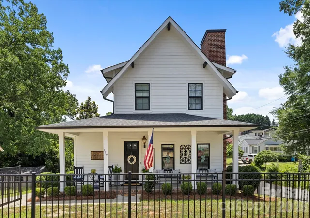 Homes for sale in Belmont, NC | 129 Bryant St, Belmont, NC 28012 | MLS# 4398951