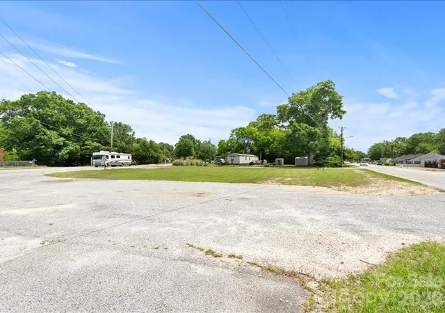 Homes for sale in Cheraw, SC | 519 & 522 2Nd St, Cheraw, SC 29520 | MLS# 4398968
