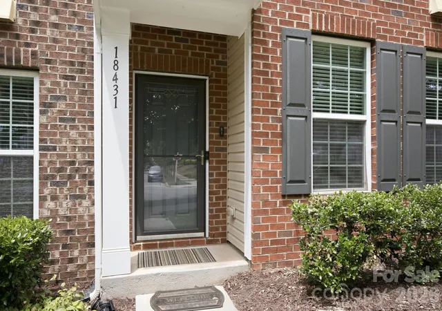 3rd image of 18431 The Commons Blvd, Cornelius, NC 28031 | MLS# 4398969