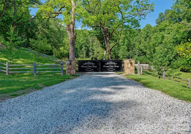 Homes for sale in Tuckasegee, NC | 4017 Canada Rd, Tuckasegee, NC 28783 | MLS# 4398971
