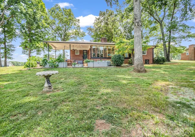 4th image of 201 Lincoln Rd, Forest City, NC 28043 | MLS# 4398972