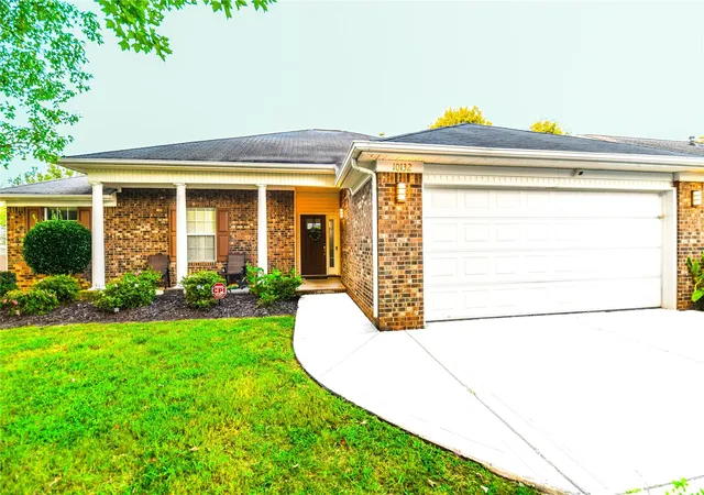 Photo 1 of Single family home for sale at 10132 Ashley Farm Dr, Matthews, NC 28105 | MLS# 4398973 | Listing updated on 2026-09-28