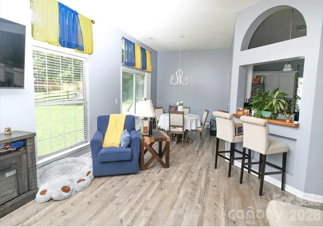 Photo 4 of Single family home for sale at 10132 Ashley Farm Dr, Matthews, NC 28105 | MLS# 4398973 | Listing updated on 2026-09-28