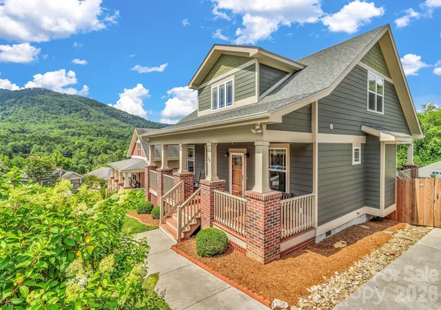 Homes for sale in Asheville, NC | 18 Byrdcliffe Ln, Asheville, NC 28805 | MLS# 4398976