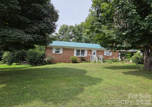 Photo 1 of Single family home for sale at 1743 Baber Rd, Rutherfordton, NC 28139 | MLS# 4398979 | Listing updated on 2026-09-27