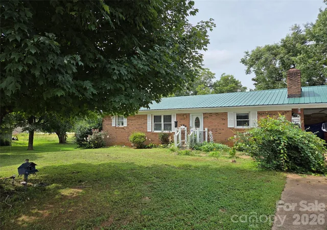 Photo 2 of Single family home for sale at 1743 Baber Rd, Rutherfordton, NC 28139 | MLS# 4398979 | Listing updated on 2026-09-27
