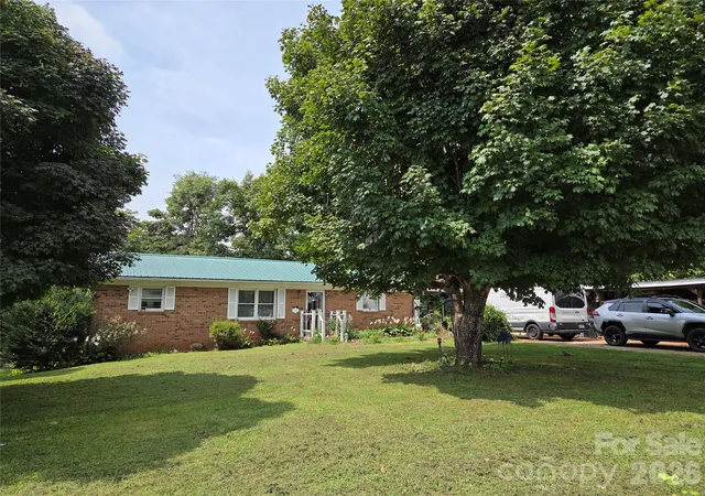Photo 3 of Single family home for sale at 1743 Baber Rd, Rutherfordton, NC 28139 | MLS# 4398979 | Listing updated on 2026-09-27