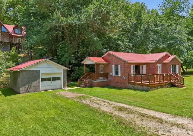 2nd image of 611 Reeves Cove Rd, Candler, NC 28715 | MLS# 4399001