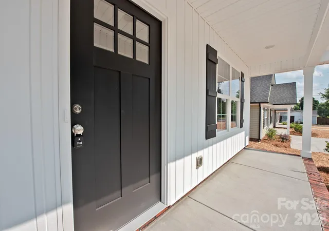 image of 125 S Beaver St, Landis, NC 28088 | MLS# 4399009