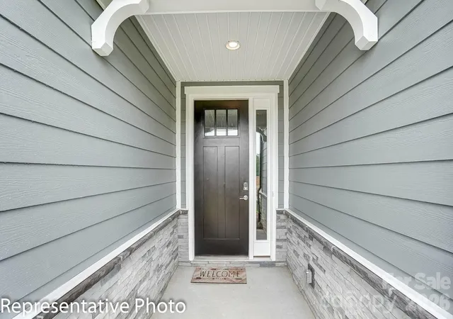 Photo 3 of Single family home for sale at 4014 Cedar Fls Dr, Waxhaw, NC 28173 | MLS# 4399030 | Listing updated on 2026-07-01