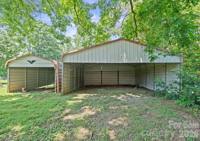 34th image of 3219 Us 70 Hwy E, Morganton, NC 28655 | MLS# 4399036