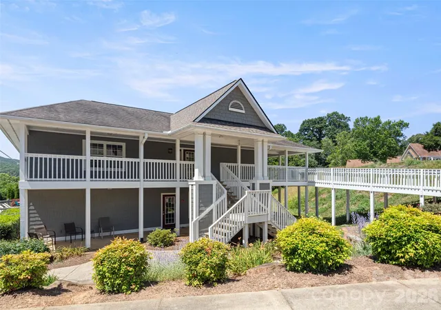 26th image of 1301 Hyde Park Dr, Asheville, NC 28806 | MLS# 4399054