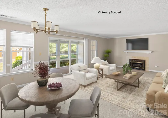 Listing Photo 4 - Condo for sale in building located at 1301 Hyde Park Dr, Asheville, NC 28806