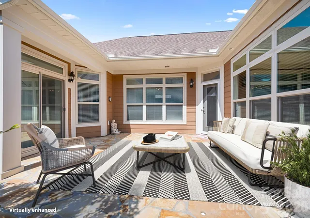 Photo 3 of Single family home for sale at 127 Brawley Point Cir, Mooresville, NC 28117 | MLS# 4399063 | Listing updated on 2026-09-16