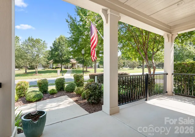 Photo 1 of Single family home for sale at 127 Brawley Point Cir, Mooresville, NC 28117 | MLS# 4399063 | Listing updated on 2026-10-05