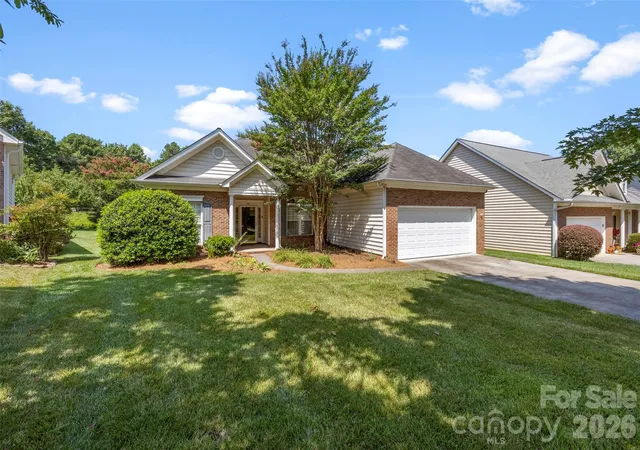 Photo 2 of Single family home for sale at 3191 River Ridge Dr, Gastonia, NC 28056 | MLS# 4399064 | Listing updated on 2026-10-01