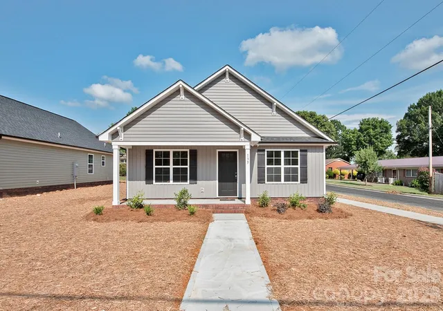 image of 135 Beaver St, Landis, NC 28088 | MLS# 4399078