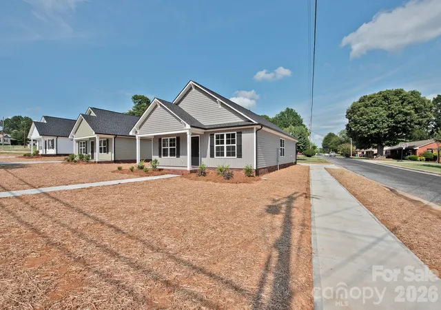 image of 135 Beaver St, Landis, NC 28088 | MLS# 4399078