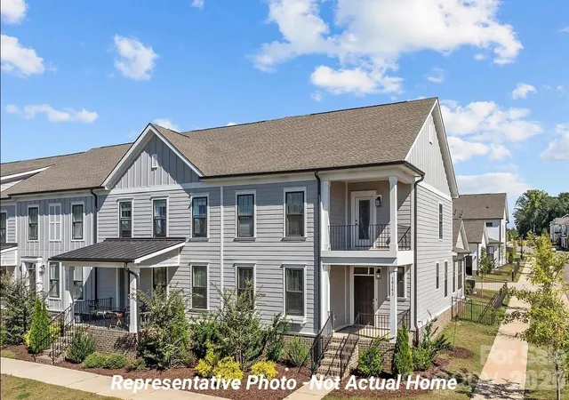 Townhouse for sale at 10233 Rainier Trl Dr NW, Huntersville, NC 28078 | MLS# 4399099