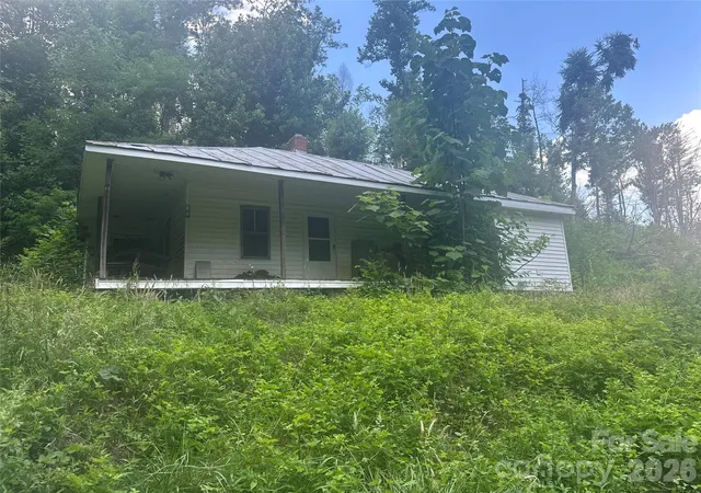 Homes for sale in Bakersville, NC | 674 John Sparks Rd, Bakersville, NC 28705 | MLS# 4399108