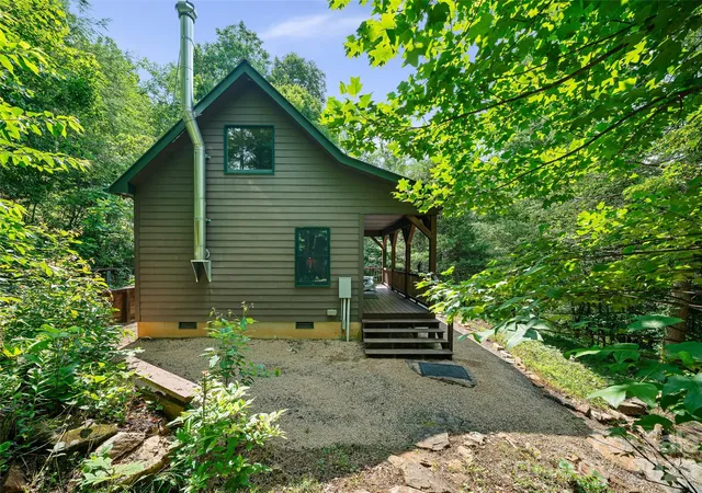 3rd image of 262 Little Pond Dr, Burnsville, NC 28714 | MLS# 4399140