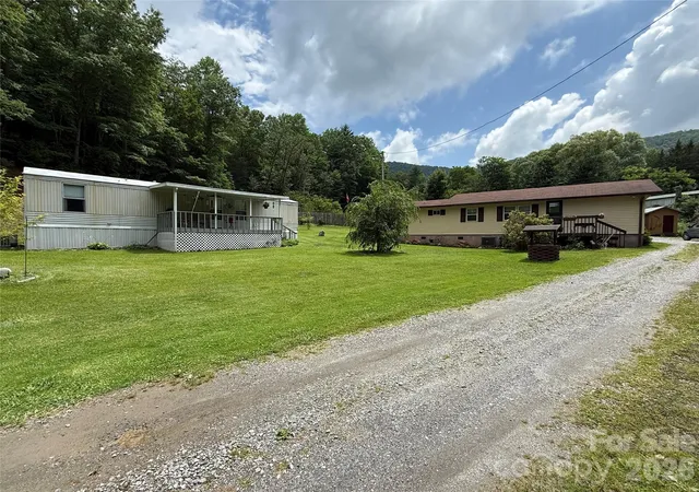 Homes for sale in Sylva, NC | 4126 & 4128 Pumpkintown Rd, Sylva, NC 28779 | MLS# 4399141
