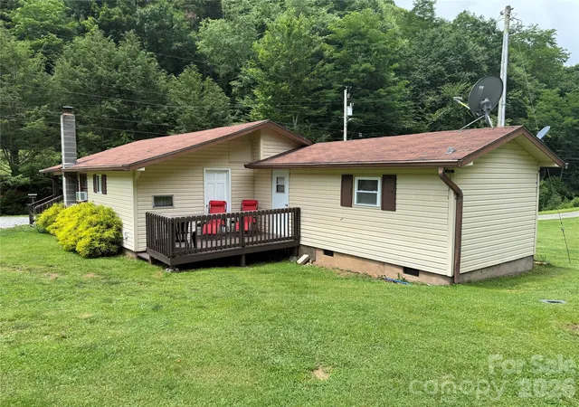 Homes for sale in Sylva, NC | 4126 & 4128 Pumpkintown Rd, Sylva, NC 28779 | MLS# 4399141