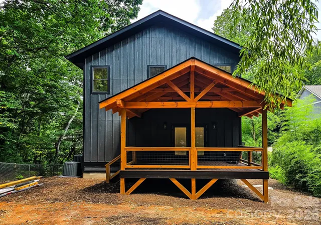 4th image of 505 S Oconeechee Ave, Black Mountain, NC 28711 | MLS# 4399162