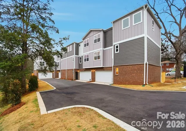 1st image of 8927, 8929, 8931, 8935 Sharonbrook Dr, Charlotte, NC 28210 | MLS# 4399182