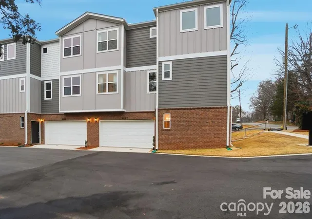 2nd image of 8927, 8929, 8931, 8935 Sharonbrook Dr, Charlotte, NC 28210 | MLS# 4399182