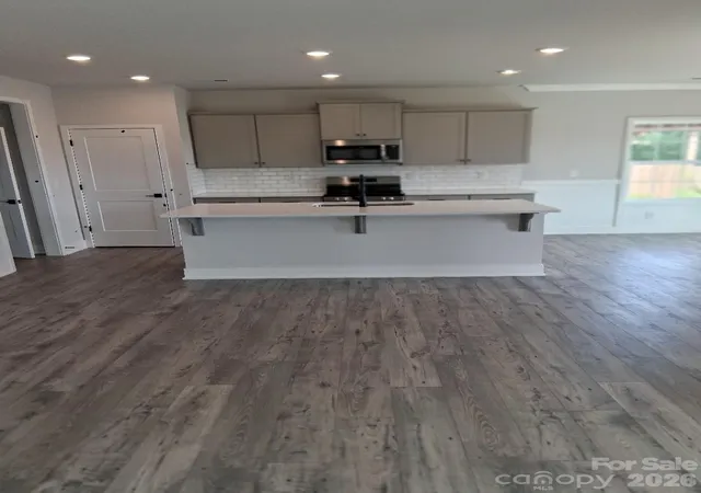 Photo 3 of Single family home for sale at 721 Inwood Hl Dr #94, Gastonia, NC 28056 | MLS# 4399183 | Listing updated on 2026-09-24