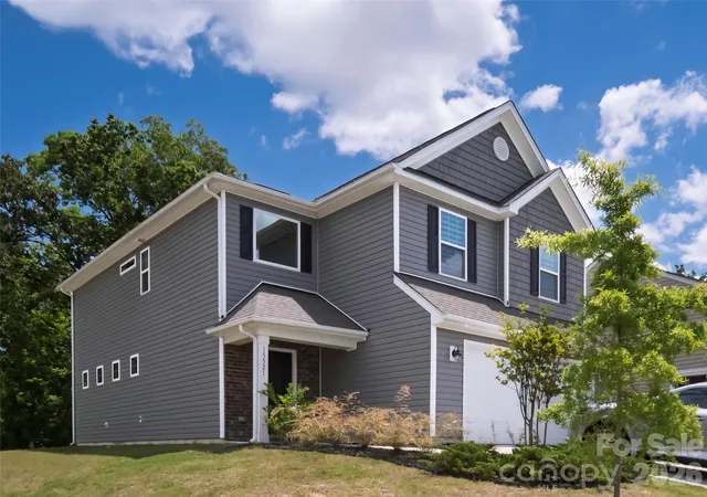 Photo 1 of Single family home for sale at 15521 Capps Rd, Charlotte, NC 28278 | MLS# 4399198 | Listing updated on 2026-07-11