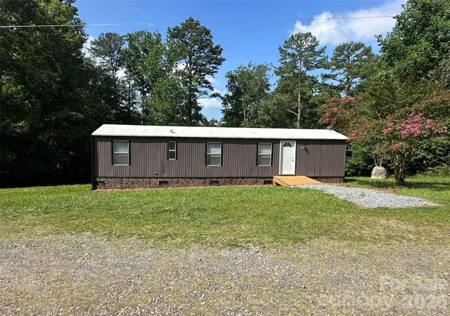 2nd image of 285 Cold Springs Rd, Mill Spring, NC 28756 | MLS# 4399201