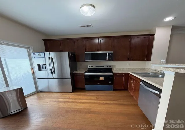 5th image of 8409 Scotney Bluff Ave, Charlotte, NC 28273 | MLS# 4399215