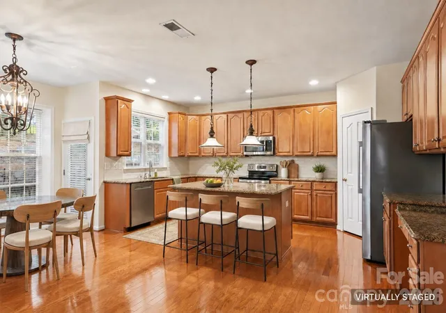 Photo 3 of Single family home for sale at 7809 Pinecroft Ct, Harrisburg, NC 28075 | MLS# 4399247 | Listing updated on 2026-08-30