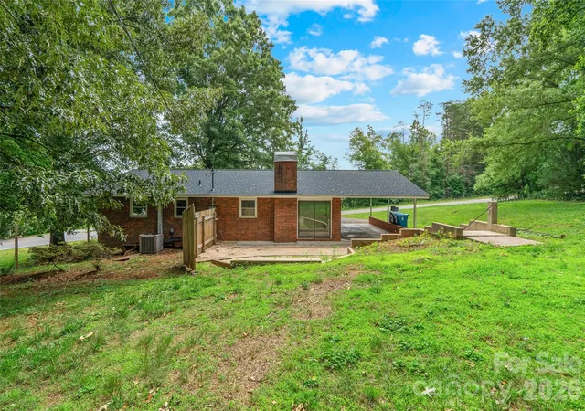 Homes for sale in Taylorsville, NC | 382 Wildwood Cir, Taylorsville, NC 28681 | MLS# 4399259