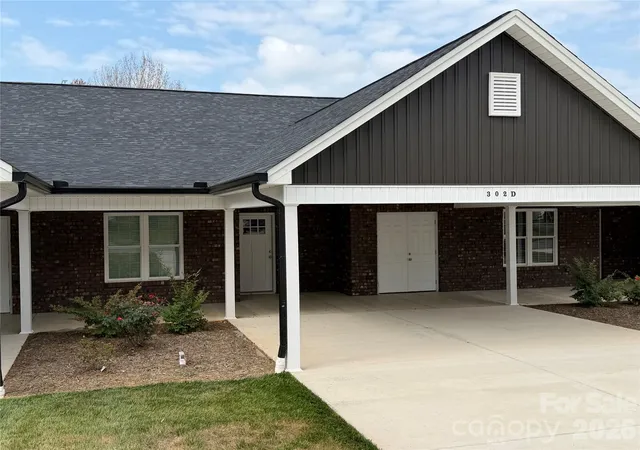 1st image of 302 E Boyd St #Unit D, Maiden, NC 28650 | MLS# 4399264