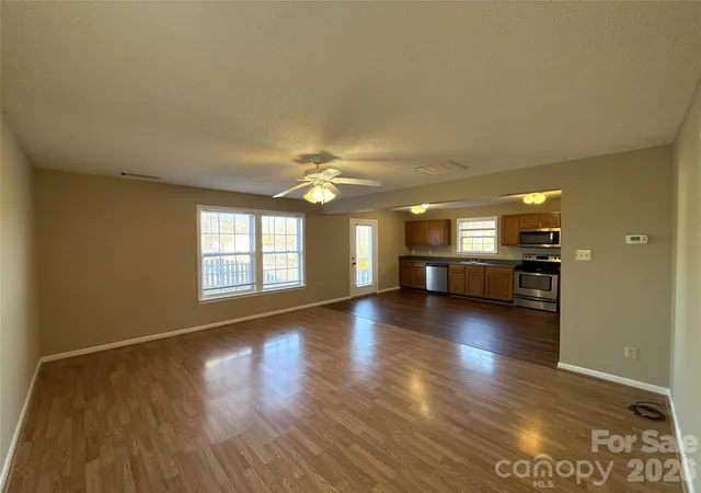 Photo 3 of Single family home for sale at 2043 Dunsmore Ln, Waxhaw, NC 28173 | MLS# 4399267 | Listing updated on 2026-09-28