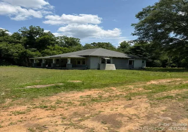 2nd image of 480 Hawkins Rd, Union, SC 29379 | MLS# 4399280
