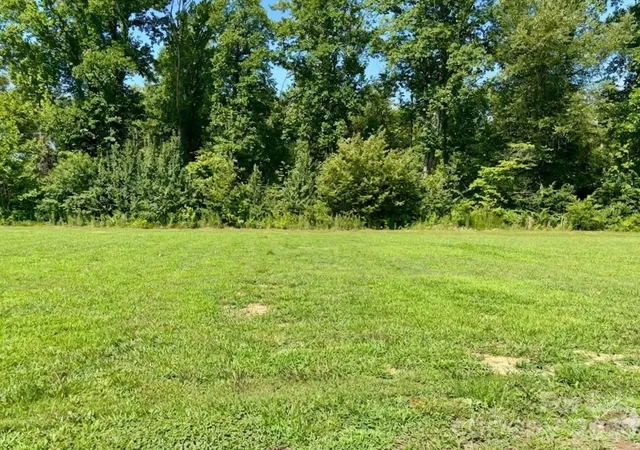 Photo 12 of Single family home for sale at 133 River Village Dr #10, Marion, NC 28752 | MLS# 4399311 | Listing updated on 2026-07-09