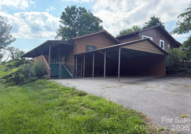 Single family home for sale at 256a Bruce Rd, Mars Hill, NC 28754 | MLS# 4399321